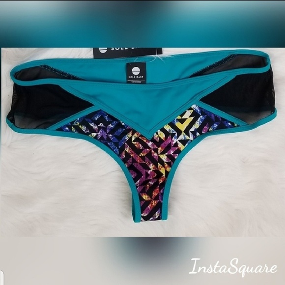 Sole East Swim Orchidbomb Sairee Bikini Set   - Picture 5 of 5